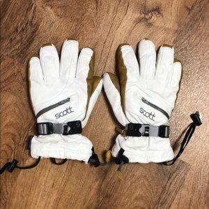 Snowboard/ski gloves